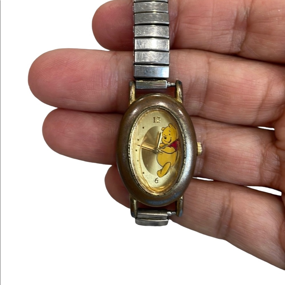 Vintage Disney Winnie the Pooh watch